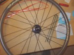 Guiding spokes of right side inserted