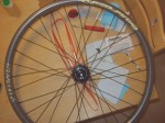 Guiding spokes at left side inserted. All spokes are in place.