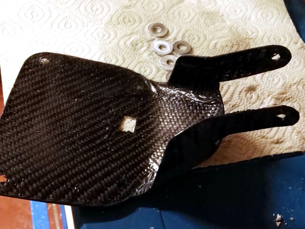 CFK Kennzeichenhalter für die R3