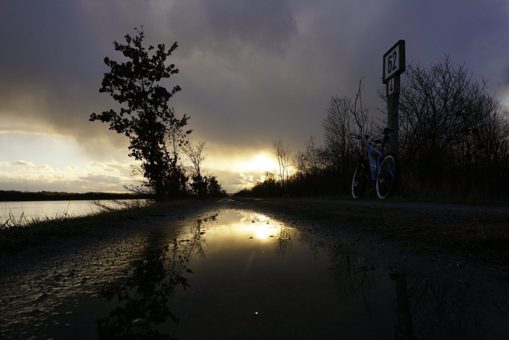 Inndamm, Kirchdorf, Lago