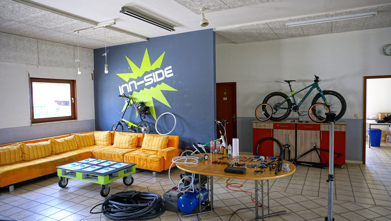 Crashkurs "Kleine Fahrradreparaturen im Jugendzentrum Inn-Side in Simbach