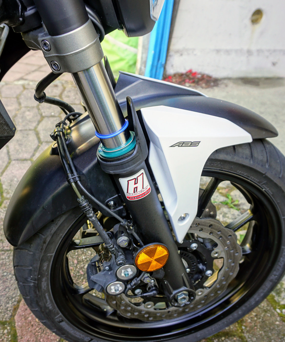 Yamaha MT-07 mit Hyperpro Streetbox: Gabel