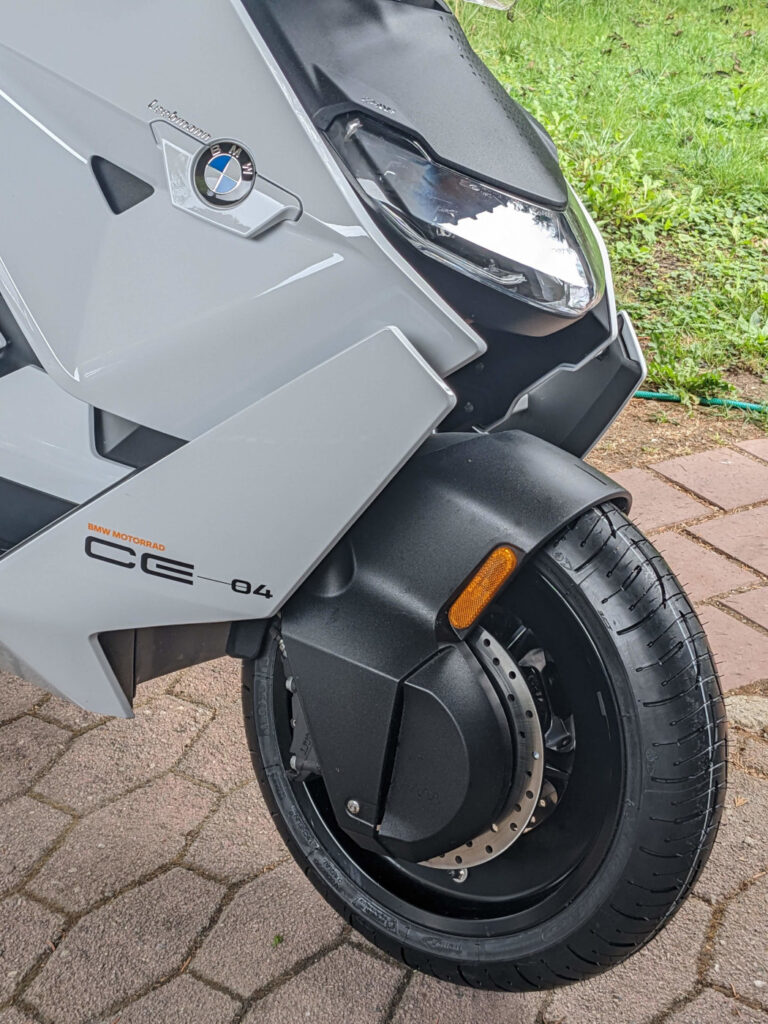 Pilot Road 4 Scooter am CE 04