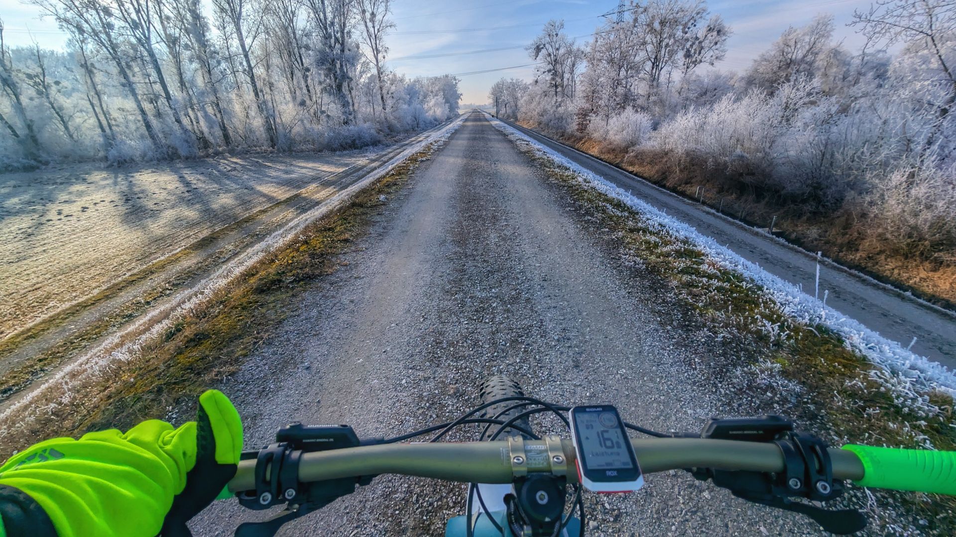 Inndamm bei Erlach mit dem Canyon Dude Fatbike