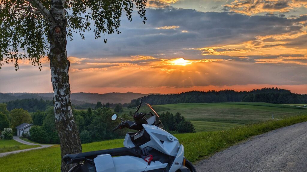 30.000km mit dem BMW CE 04