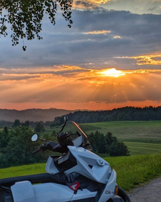 30.000km mit dem BMW CE 04