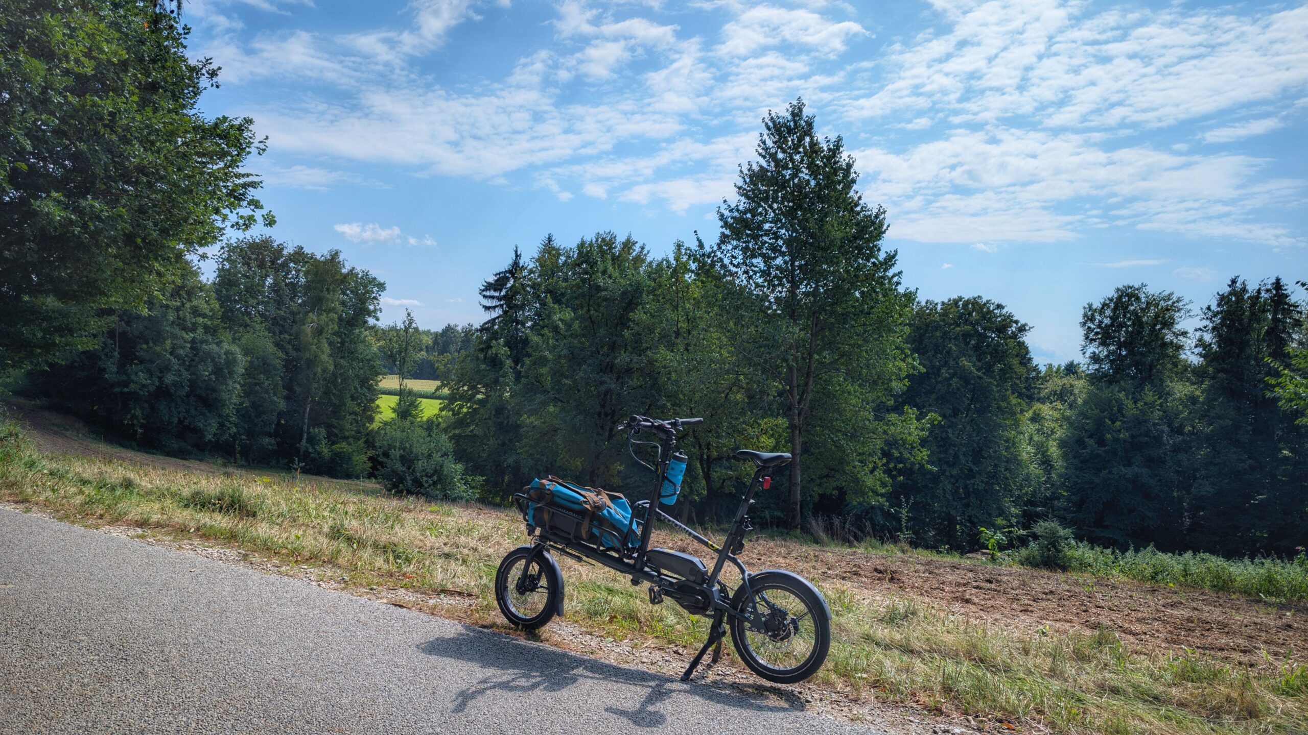Proberunde mit Yoonit Mini Cargobike, Smart Carrier und fast leerem 60l Duffelbag