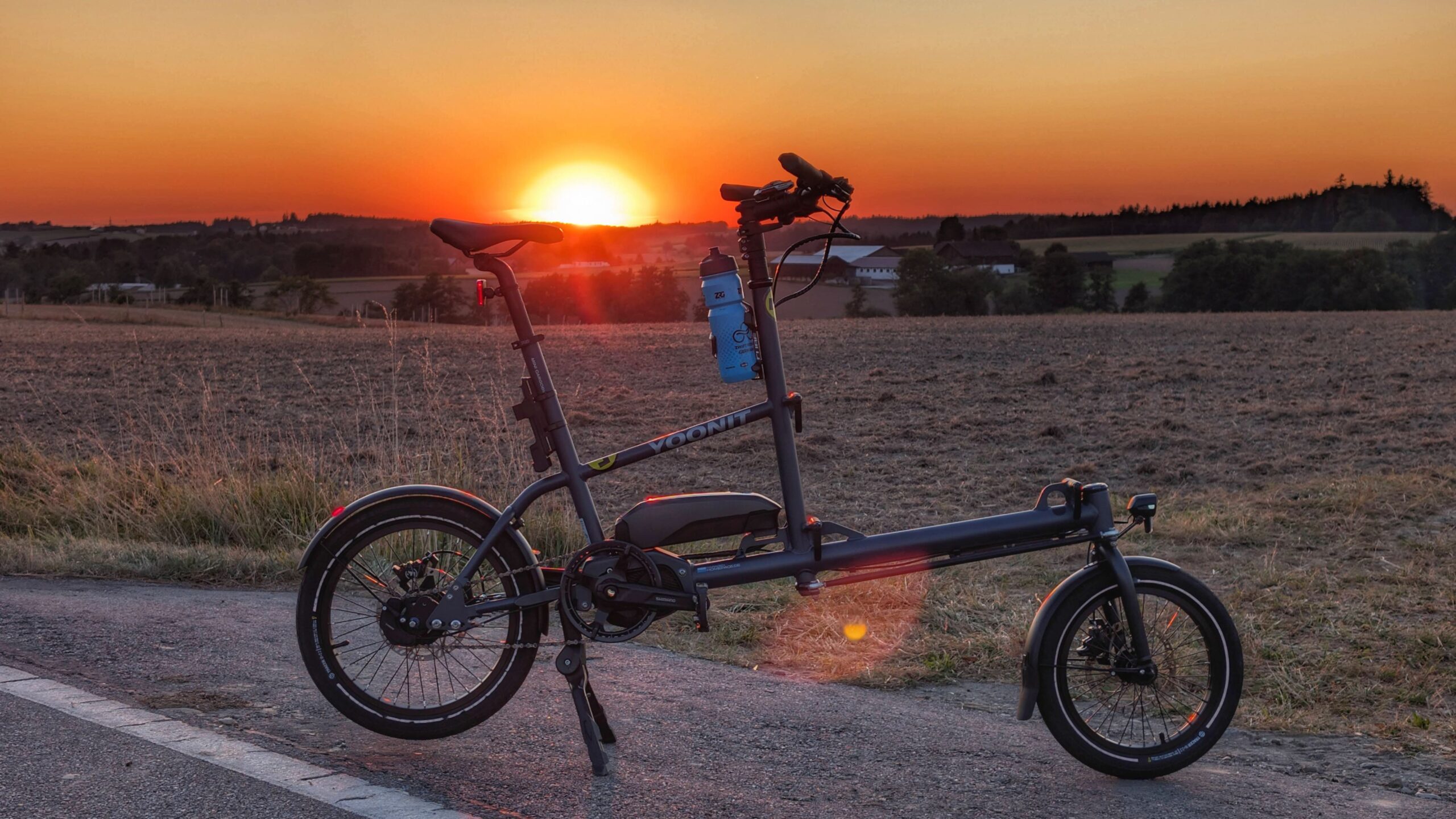 Yoonit Minicargobike Hinterlandrunde zum Sonnenuntergang